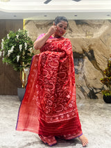 A Timeless Red Cotton Raktambari Jamdani Saree with Intricate Koniyas &nbsp;