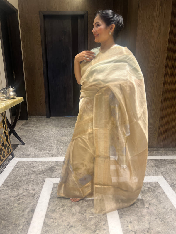 Effortless Glamour in a Champagne Gold Tissue Kora Silk Digital Print Saree