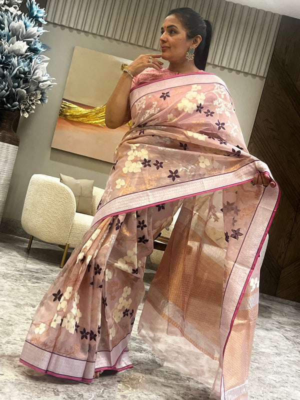 A Subtle Weave in Dusty Pink Kota Doria
