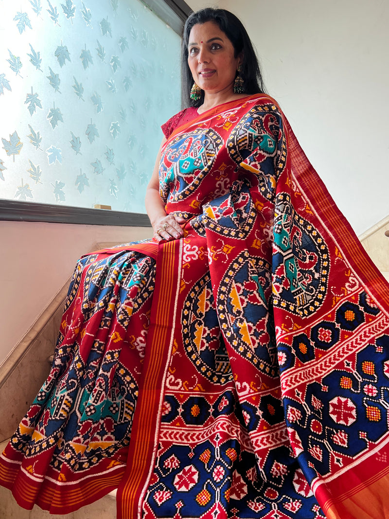 Twin Peacock Motifs patan patola saree