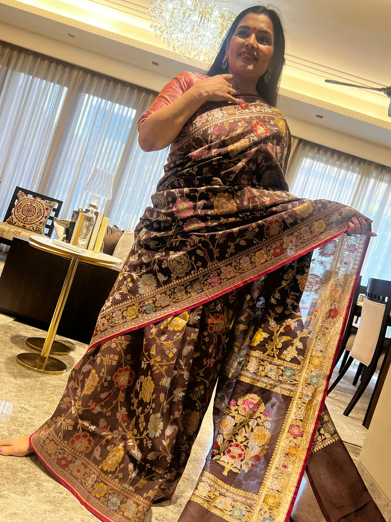 The Timeless Craft of Cotton Cutwork Jamdani Saree