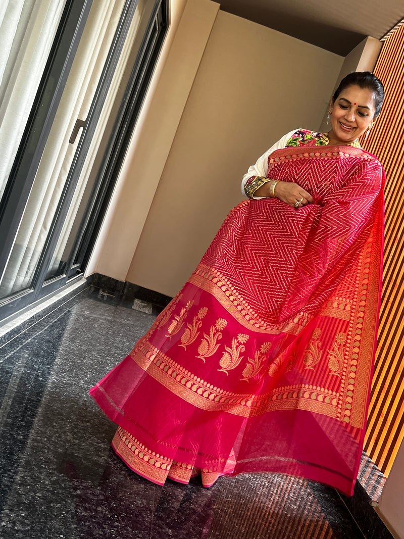 Raspberry Pink Premium Cotton Cutwork Jamdani Saree – A Timeless Weave of Craftsmanship