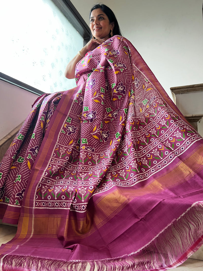 Onion pink Patan Patola saree with intricate rose motifs