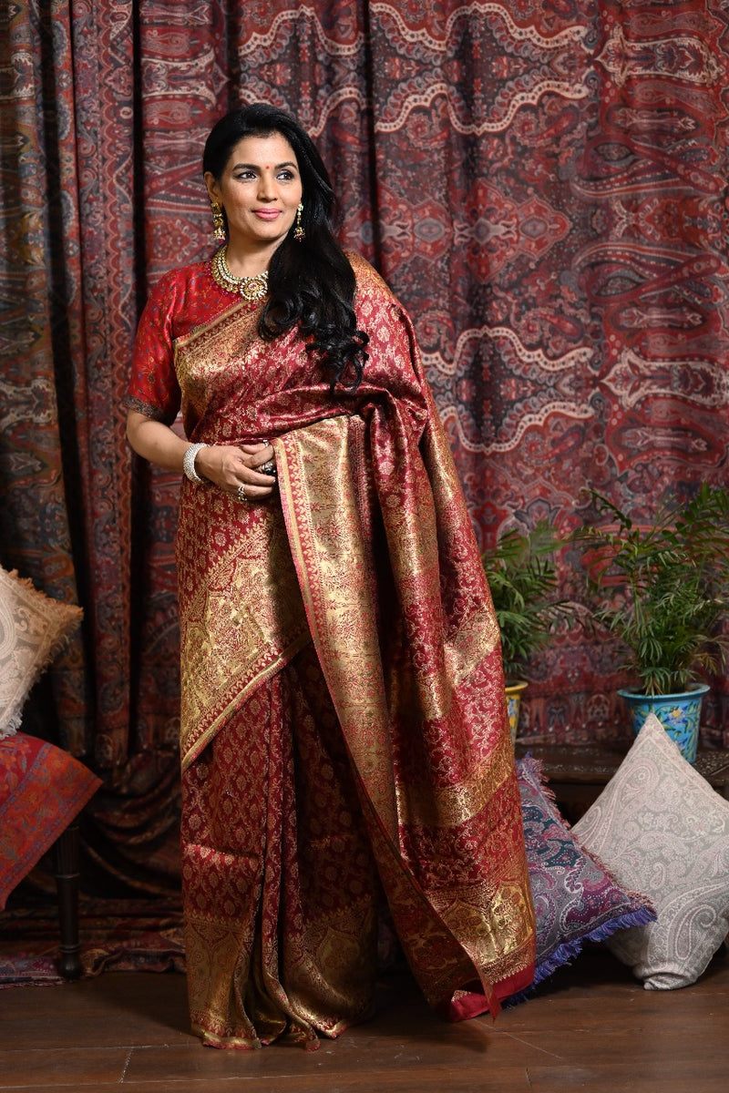 kani saree with gold border